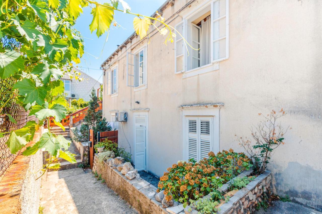 Guesthouse Isabel La Catolica Dubrovnik Luaran gambar
